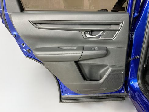 Used 2024 Honda CR-V LX image 25