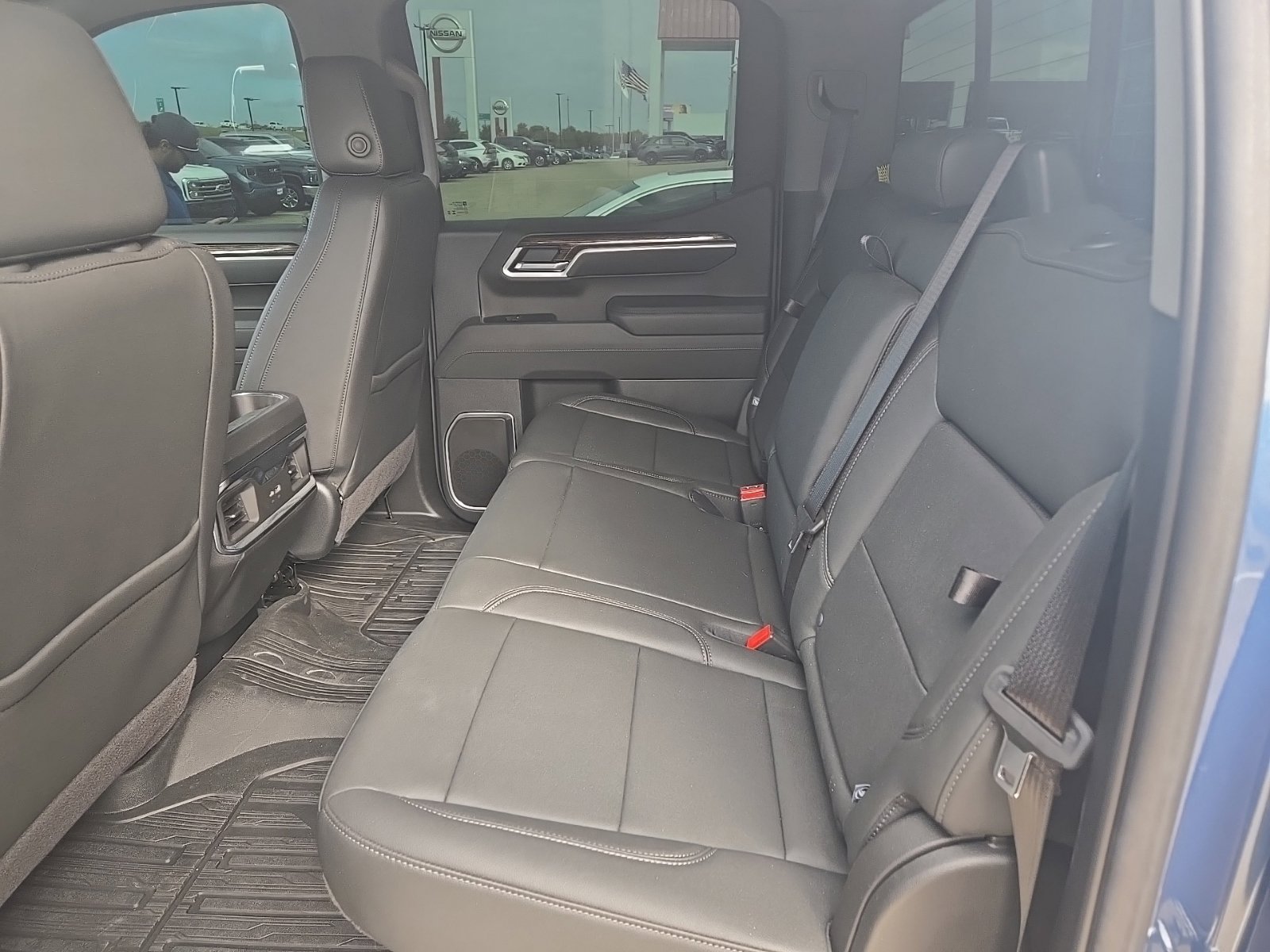 Used 2026 GMC Sierra 1500 Elevation w/ Elevation Premium Package AWD/4WD image 8