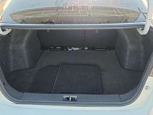 Used 2023 Nissan Versa SV w/ Trunk Package FWD image 9