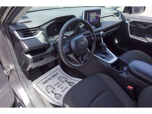 Certified 2024 Toyota RAV4 LE AWD/4WD image 9