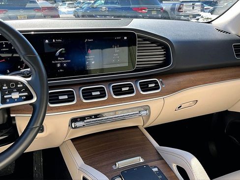 Certified 2022 Mercedes-Benz GLE 350 4MATIC image 6