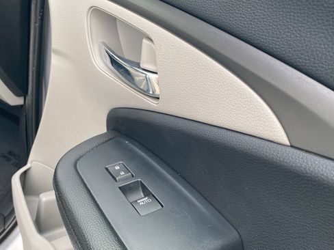 Used 2020 Honda Pilot LX image 25