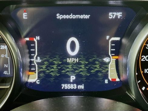 Used 2023 Jeep Gladiator Mojave w/ Cold Weather Group image 15