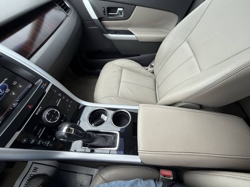Used 2011 Ford Edge Limited w/ 302A Rapid Spec Order Code FWD image 26