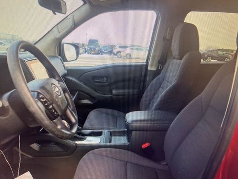 Used 2023 Nissan Frontier S w/ Technology Package image 6