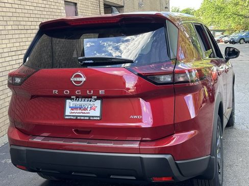 New 2026 Nissan Rogue SV w/ Cold Weather Package AWD/4WD image 15