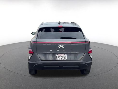 Used 2025 Hyundai Kona SEL image 12
