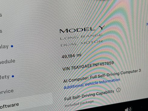 Used 2022 Tesla Model Y Long Range AWD/4WD image 26