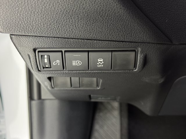 New 2026 Toyota Corolla Cross LE w/ Moonroof Package FWD image 14
