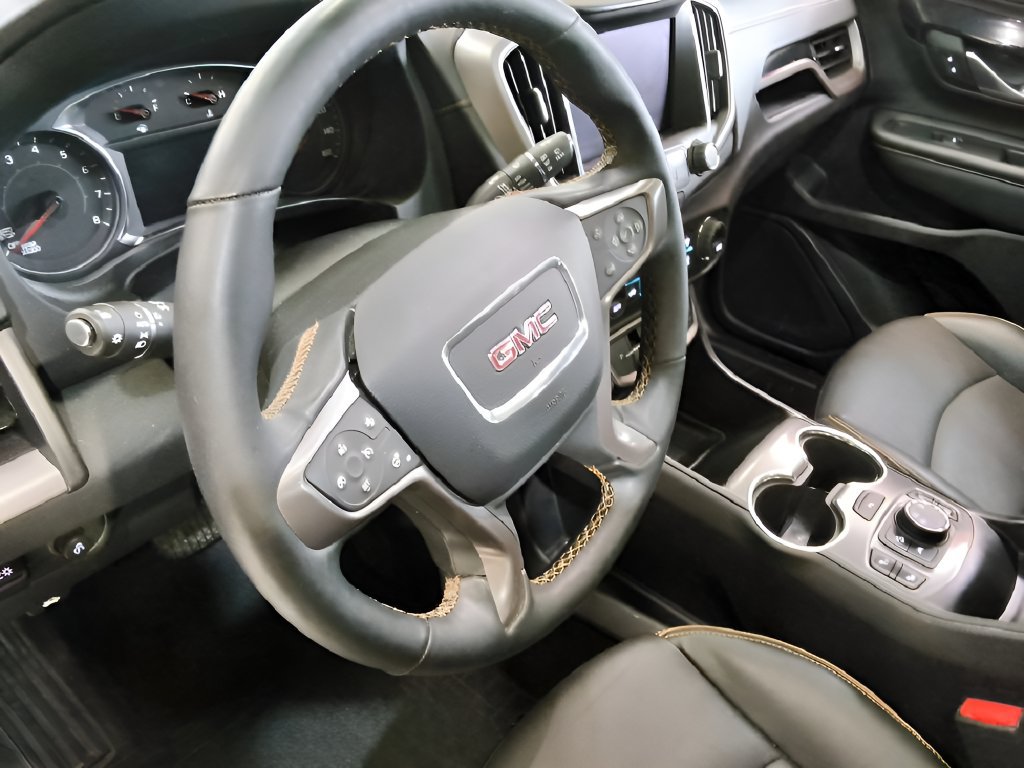 Used 2024 GMC Terrain AT4 w/ Tech Package AWD/4WD image 12
