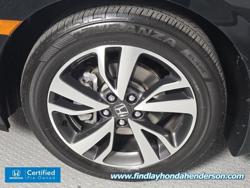 Certified 2024 Honda Odyssey Touring image 9