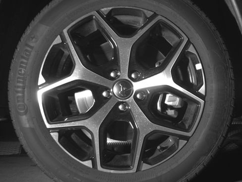 Used 2025 Jeep Compass Limited image 13