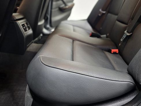 Used 2011 BMW 328i Sedan RWD image 25