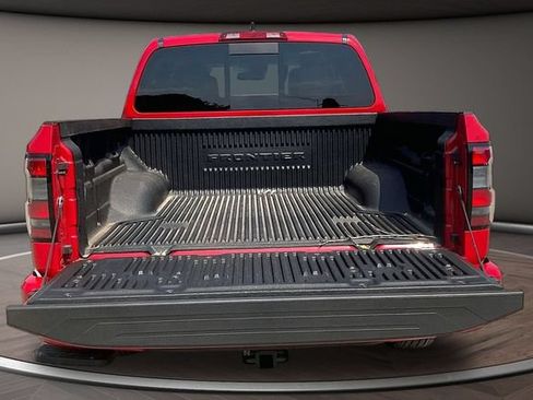 Certified 2026 Nissan Frontier SV w/ Tow Package AWD/4WD image 16