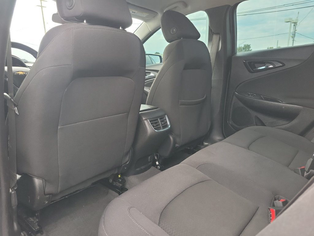 Used 2024 Chevrolet Malibu LT FWD image 12