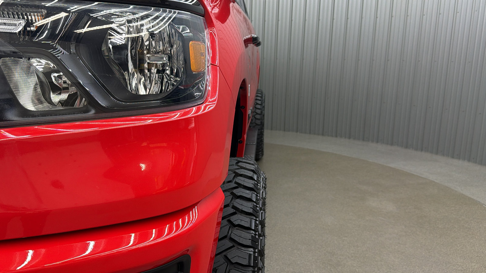 Used 2024 RAM 1500 4x4 Crew Cab image 13