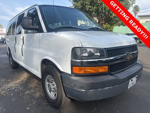 Used 2016 Chevrolet Express 2500 LT w/ LT Preferred Equipment Group image 1