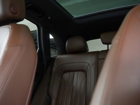 Used 2020 Audi Q5 2.0T Premium w/ Convenience Package image 34