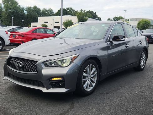 Used 2015 INFINITI Q50 AWD w/ Moonroof Package image 9