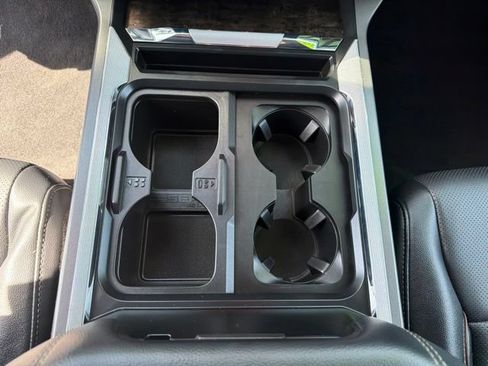 Used 2024 Ford F250 Lariat AWD/4WD image 12