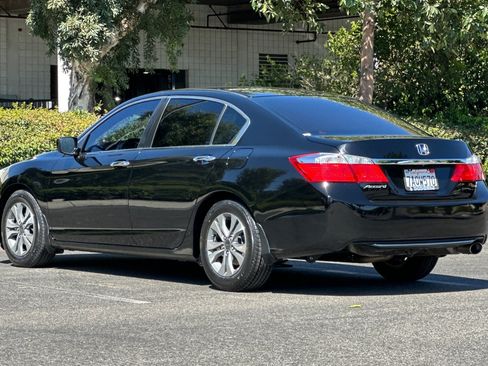 Used 2013 Honda Accord LX image 3