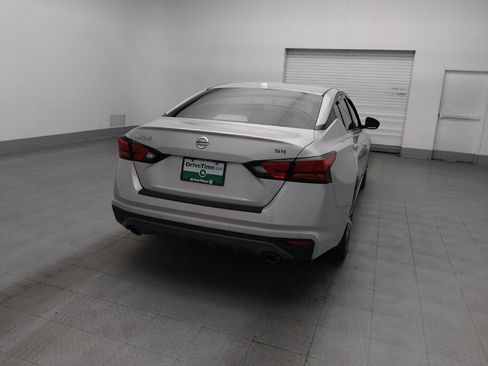 Used 2021 Nissan Altima 2.5 SR FWD image 7