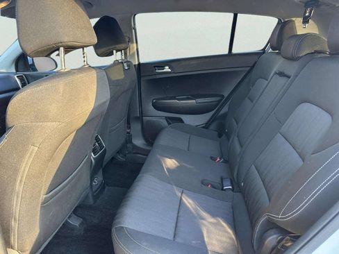 Used 2017 Kia Sportage LX FWD image 12