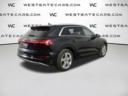 Used 2019 Audi e-tron Prestige w/ Prestige Package image 52