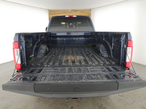 Used 2019 Ford F350 King Ranch w/ FX4 Off-Road Package image 5