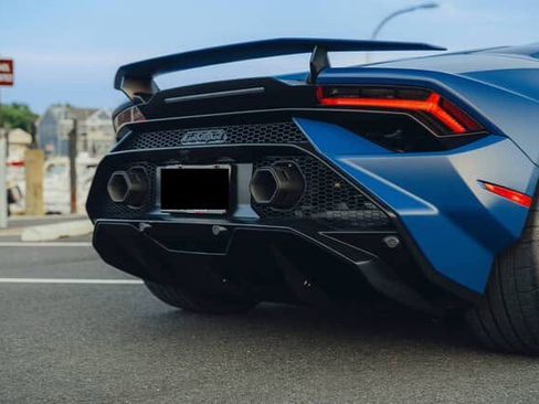 Used 2023 Lamborghini Huracan Tecnica image 46