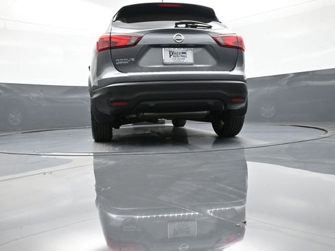 Used 2019 Nissan Rogue Sport S w/ Appearance Package FWD image 29