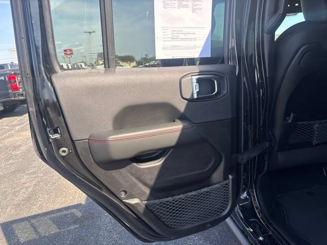 Used 2026 Jeep Wrangler Unlimited Rubicon AWD/4WD image 17