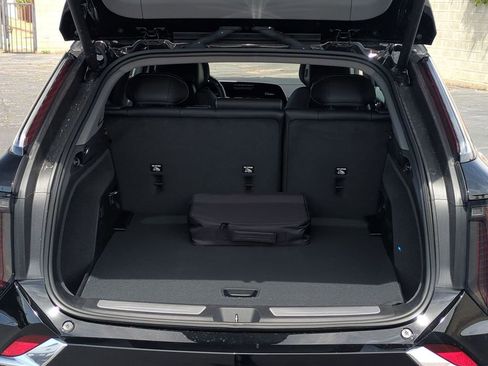 New 2026 Cadillac Optiq Luxury 1 image 29