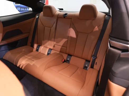 Used 2024 BMW 430i Coupe w/ M Sport Package RWD image 15