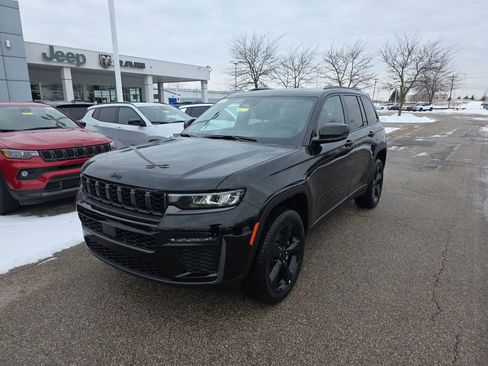 New 2026 Jeep Grand Cherokee Limited image 1