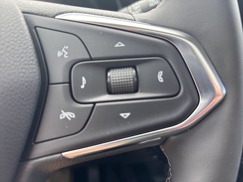New 2026 Chevrolet Trax ACTIV w/ Sunroof Package FWD image 22