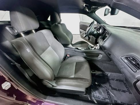 Used 2022 Dodge Challenger R/T RWD image 12