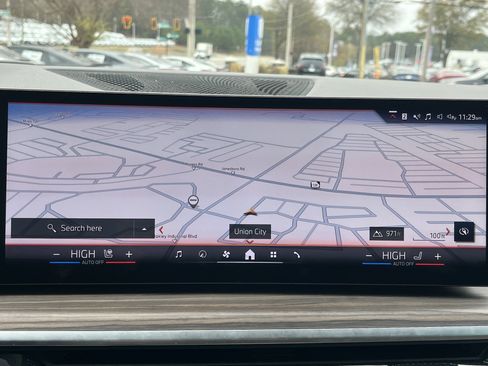 Used 2026 BMW X5 xDrive40i image 5