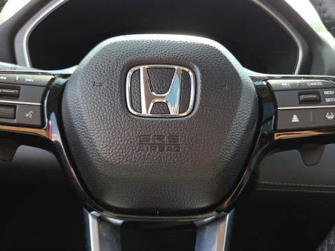 Used 2024 Honda Pilot Touring image 38