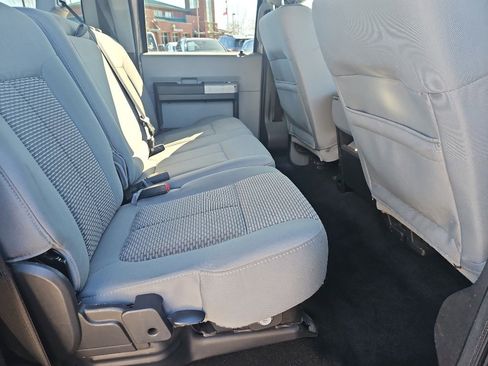 Used 2014 Ford F250 XLT w/ XLT Premium Package image 6