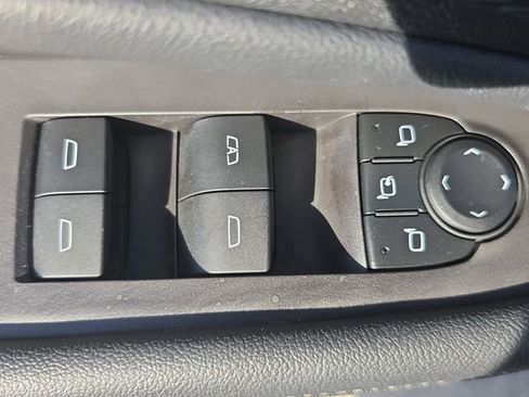 Used 2024 Chevrolet Blazer EV LT image 28