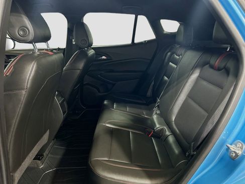 Used 2025 Chevrolet Trax RS w/ Driver Confidence Package image 21