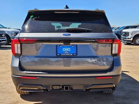 New 2026 Ford Explorer ST-Line w/ ST-Line Street Pack RWD image 6