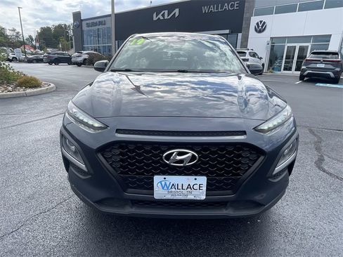 Used 2019 Hyundai Kona SE image 2