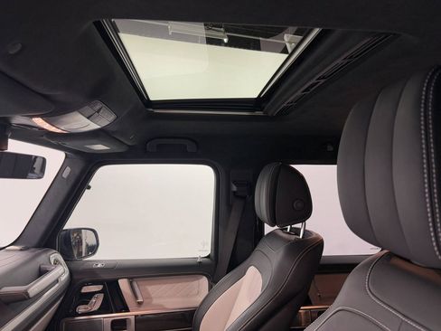 Used 2021 Mercedes-Benz G 550 G 550 image 23
