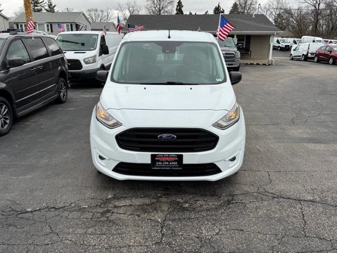 Used 2020 Ford Transit Connect XLT image 3