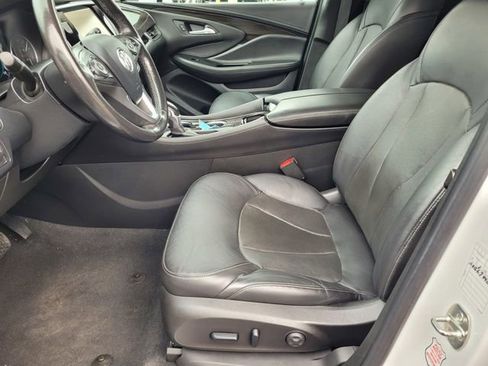 Used 2019 Buick Envision Premium image 17