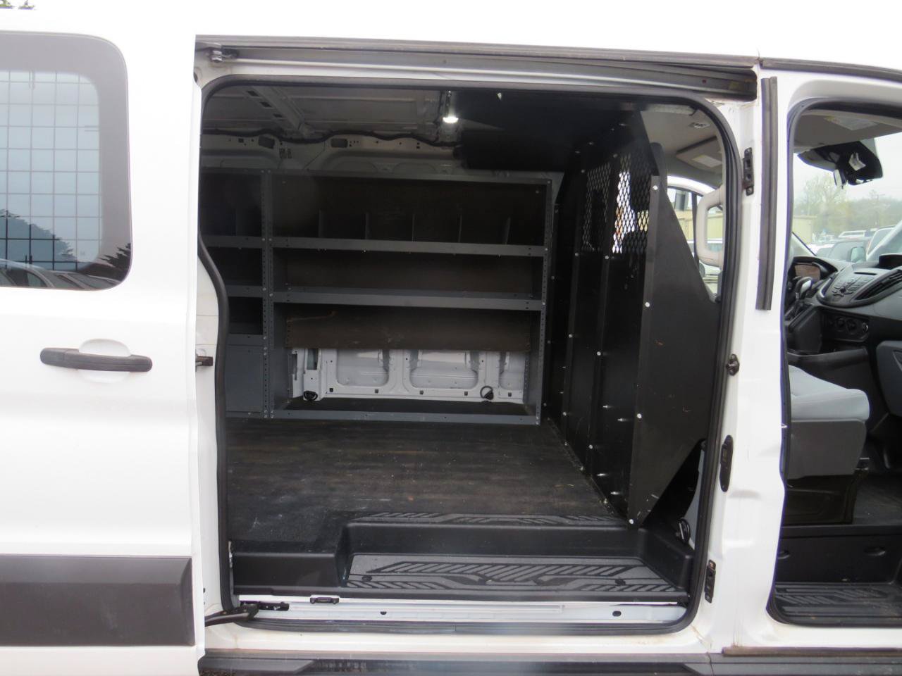 Used 2019 Ford Transit 150 130 Low Roof RWD image 26