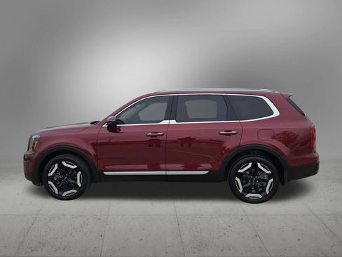 Certified 2024 Kia Telluride S w/ S Sunroof Package AWD/4WD image 3