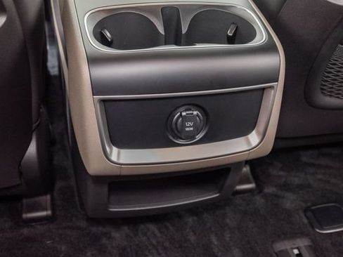 Certified 2026 Kia Carnival EX FWD image 26